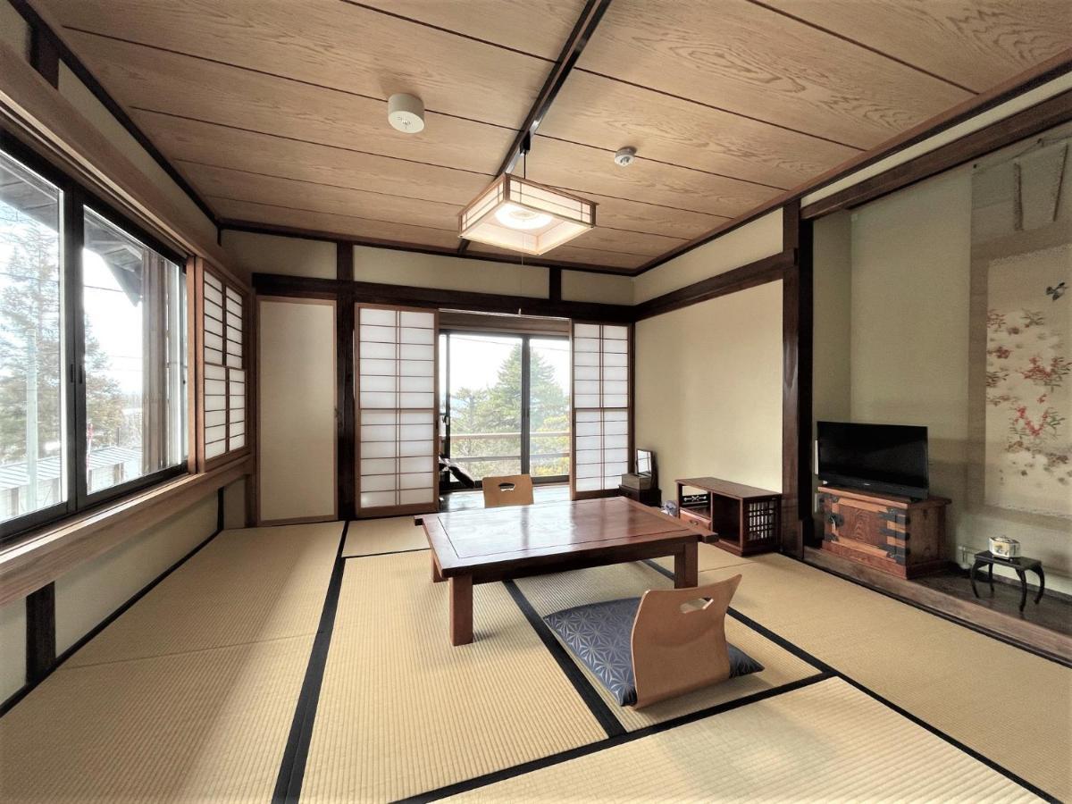 宿屋白金家 Yadoya-Shiroganeya 1日1組限定2名から8名様まで 全館貸切り 伝統的建造物の旅籠宿 Traditional Culture Experience Nagano Kültér fotó