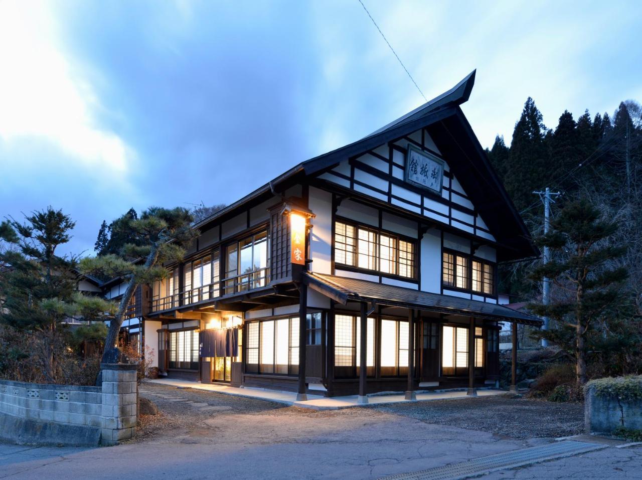 宿屋白金家 Yadoya-Shiroganeya 1日1組限定2名から8名様まで 全館貸切り 伝統的建造物の旅籠宿 Traditional Culture Experience Nagano Kültér fotó